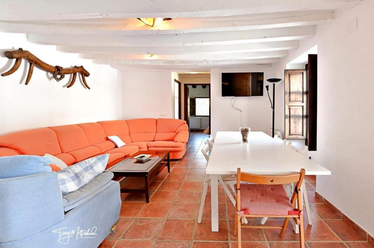 La Casa Del Agua Guest House Montefrio Bagian luar foto